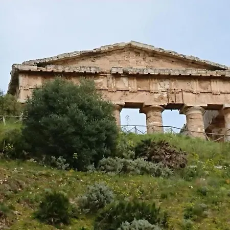 Helimos Segesta Holiday home *