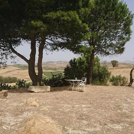 Helimos Segesta Casa de Férias *